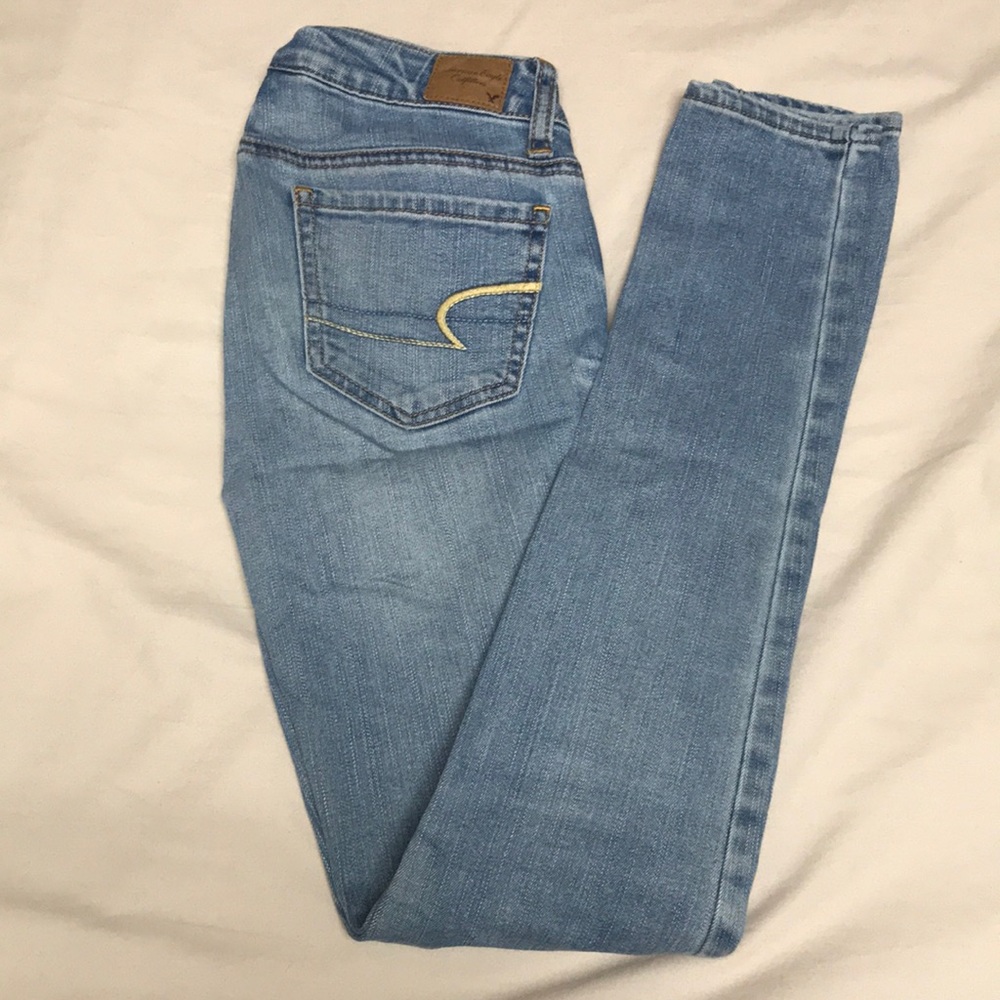 American eagle blue jeans